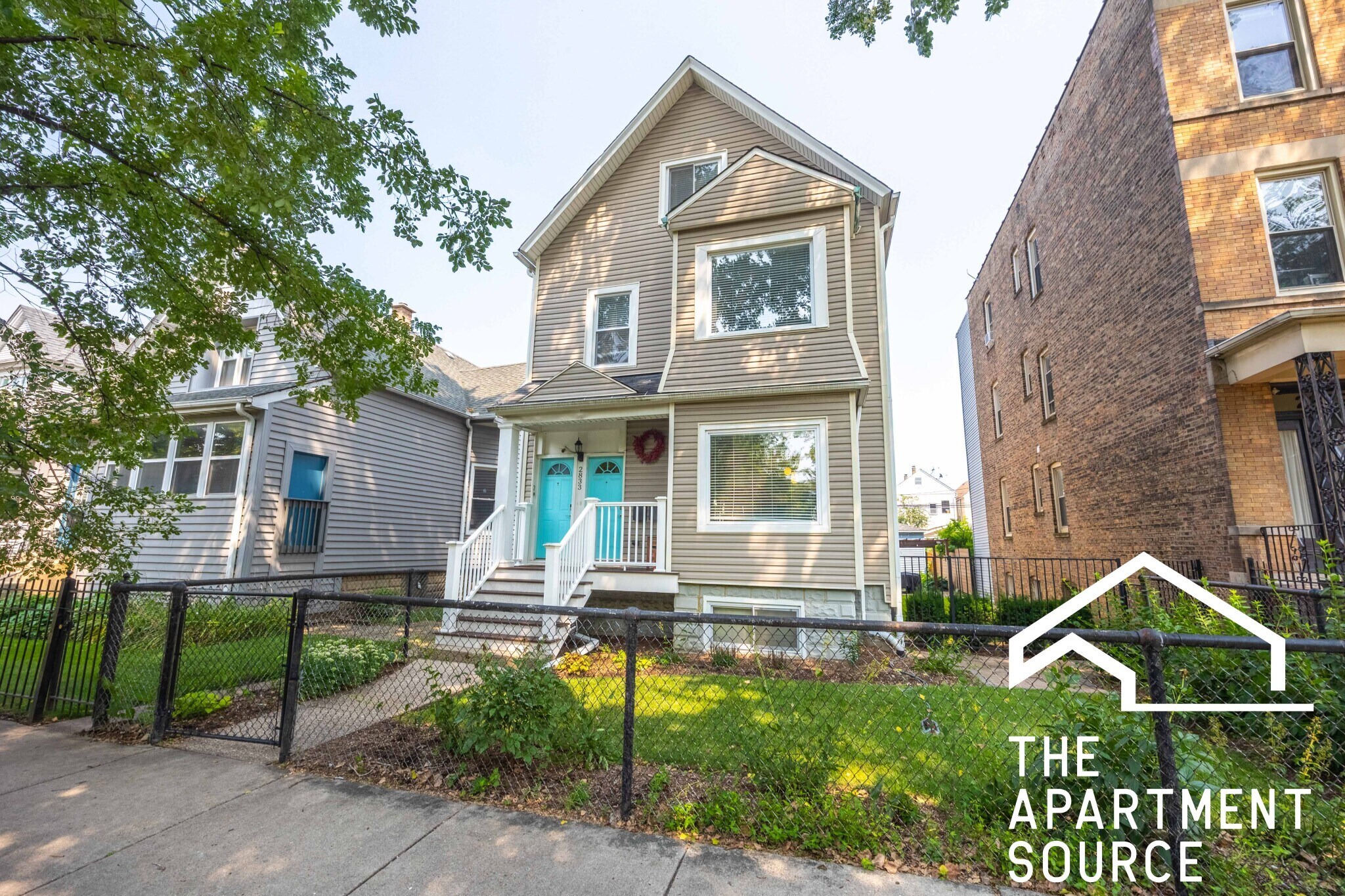 Building Photo - 2833 N Spaulding Ave