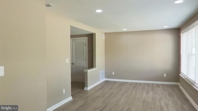 Building Photo - 2050 Nike Dr