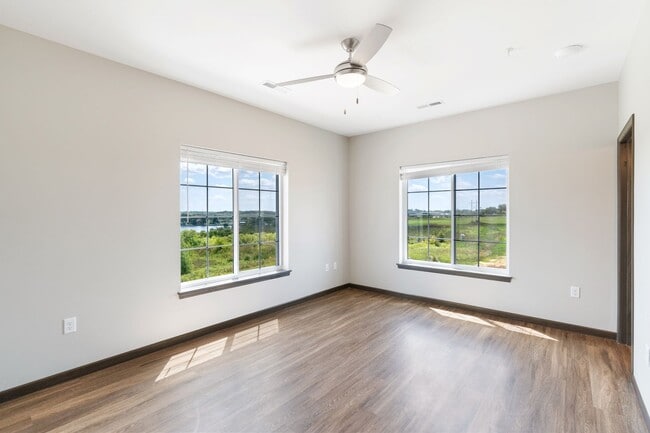 Building Photo - $1,775 | 2 Bedroom, 2 Bathroom Condo | Pets Allowed | Sublease* | Available for August 1st, 2026 ...