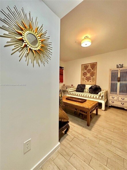 Building Photo - 1611 Meridian Ave