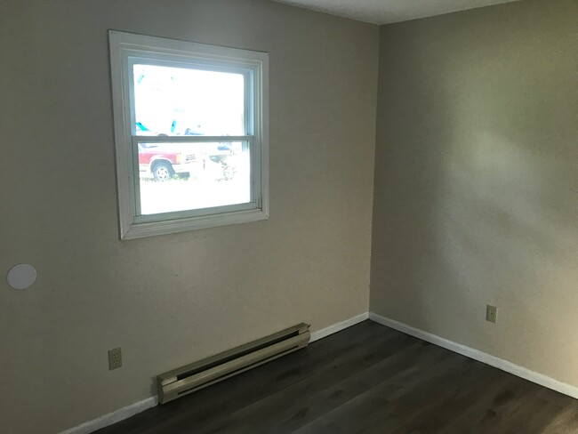 Building Photo - 551 Norris Ct