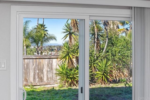 Building Photo - 1136 Montura Rd