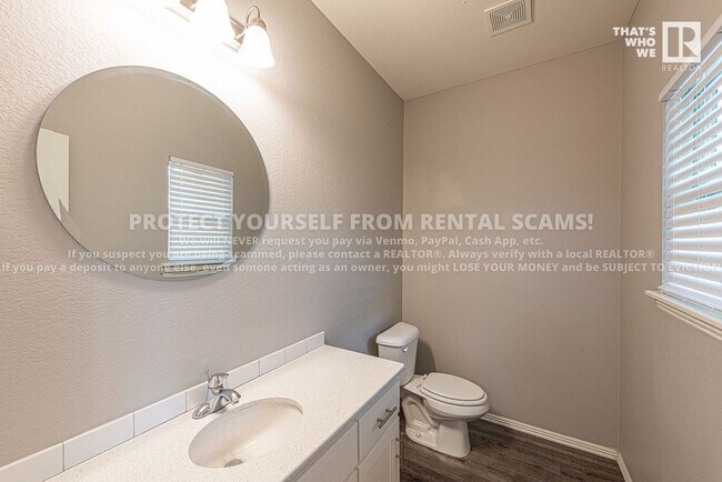 Building Photo - 1284 N Corsica Dr