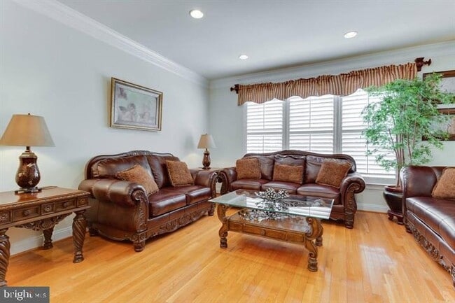 Building Photo - 2149 Red Vine Dr