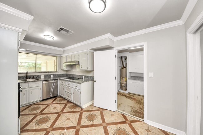 Building Photo - 10206 Catlett Ln