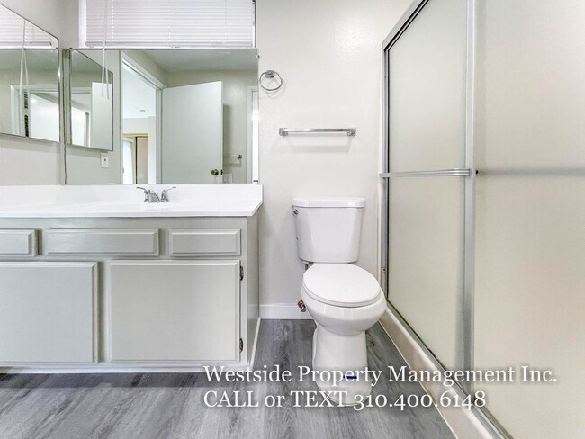 Building Photo - 3739 S Centinela Ave