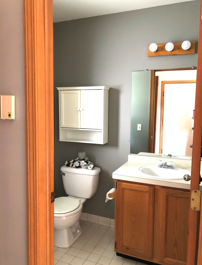 Building Photo - 21600 Whittington St