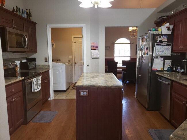 Building Photo - 2061 Riviera Ln S