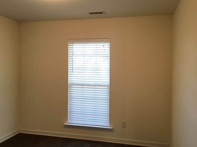 Building Photo - 5015 Croftwood Dr