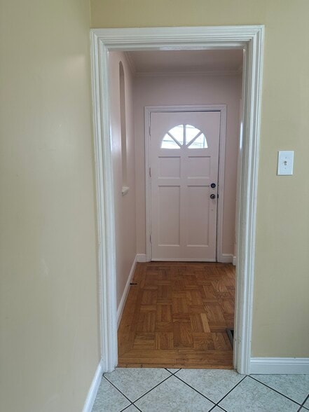 Front entrance 7ft x 4ft - 245 Concord St