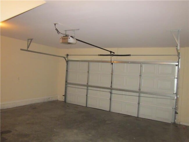 Building Photo - 117 Windmill Ln