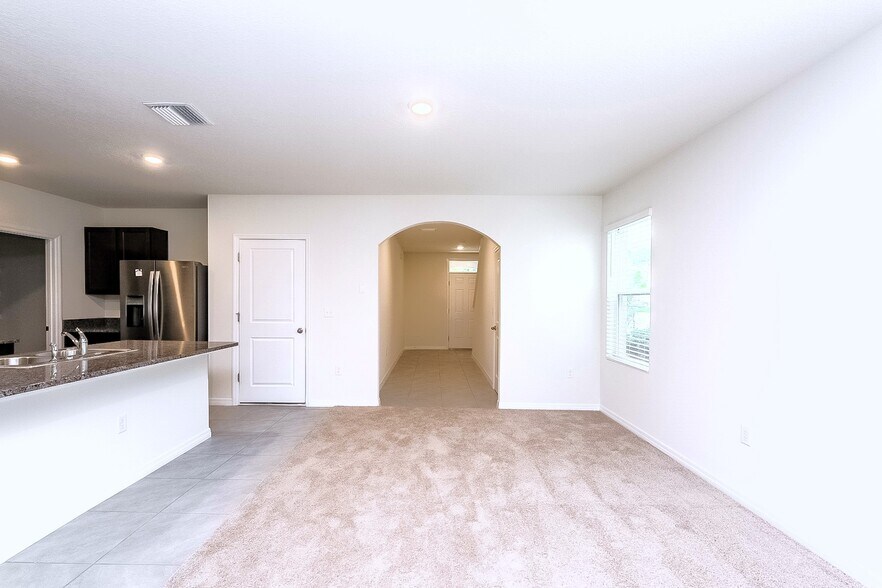 Building Photo - 12409 Pagoda Pl