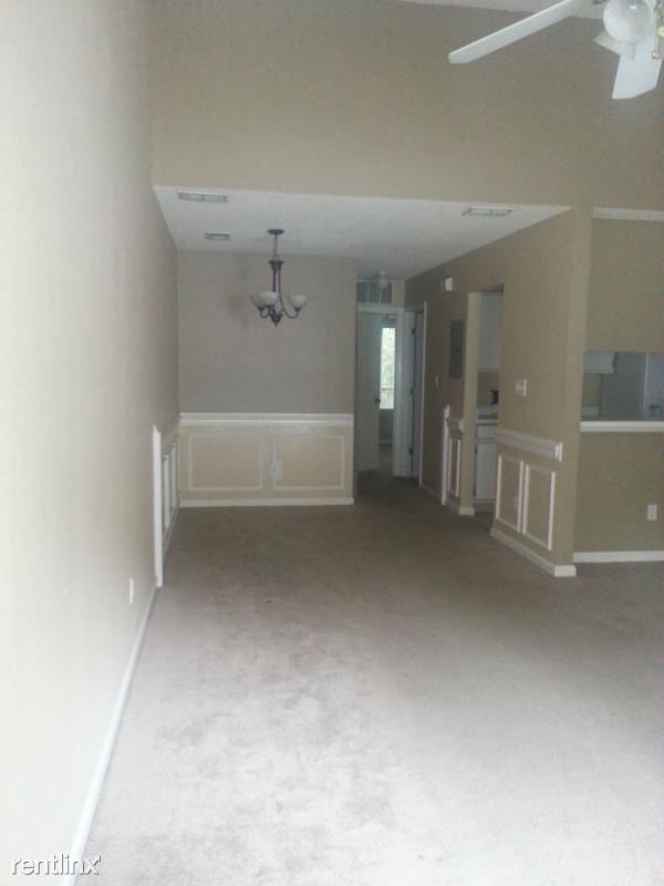 Building Photo - 3 br, 2 bath Townhome - 2396 Tina Dr