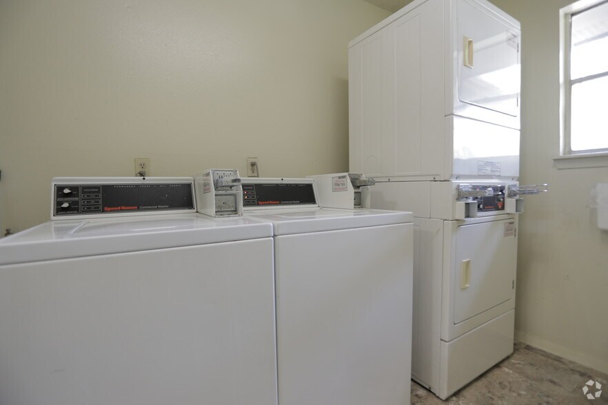 Autumn Sunrise Apartments Corpus Christi Tx Apartment Finder