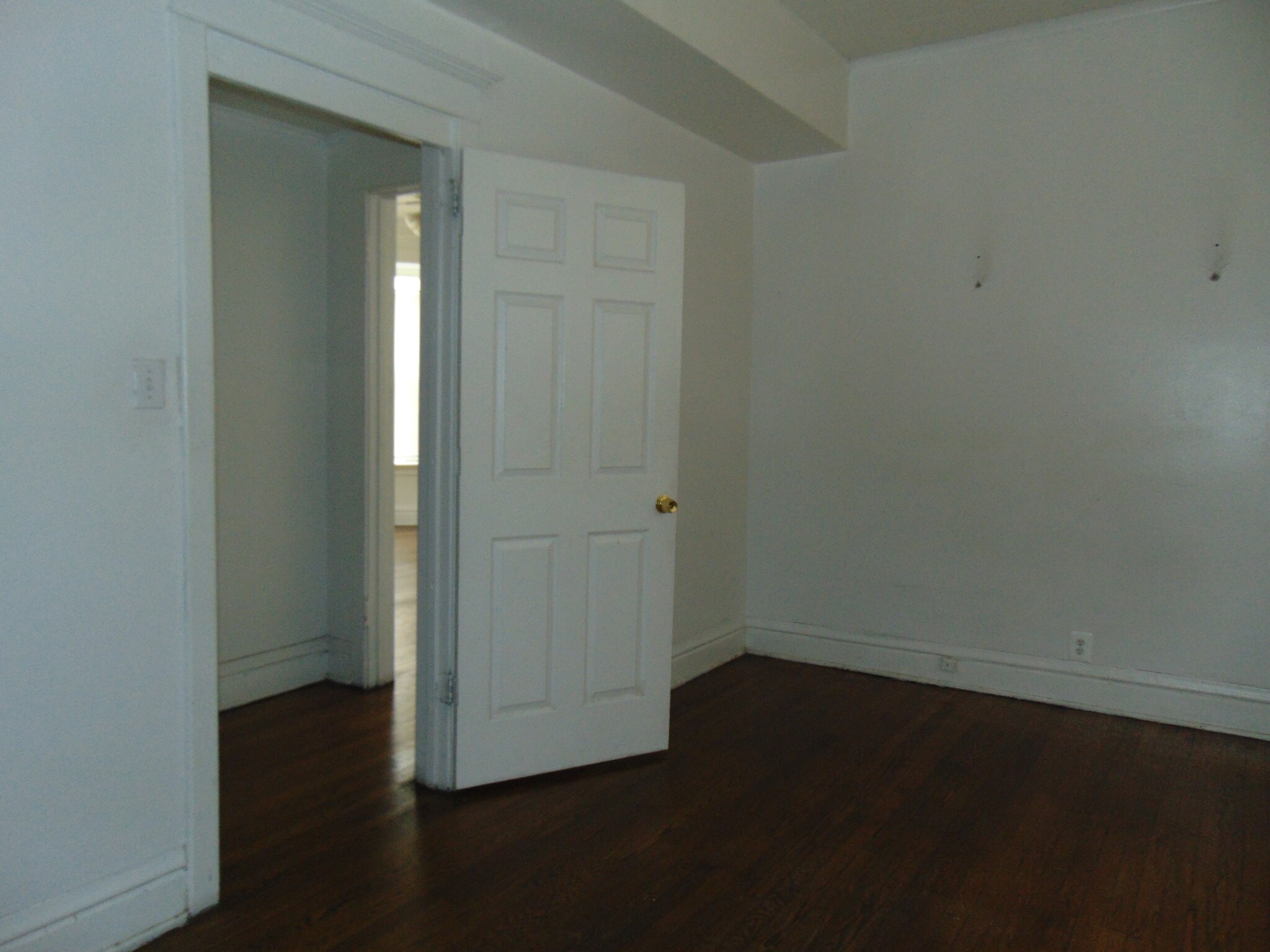 Building Photo - 7342 S Harvard Ave