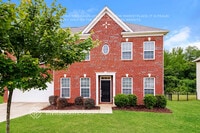 Building Photo - 190 Sassafras Rd