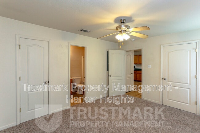 Building Photo - 411 Brittney Way