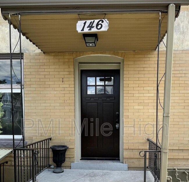 Building Photo - 146 Logan St