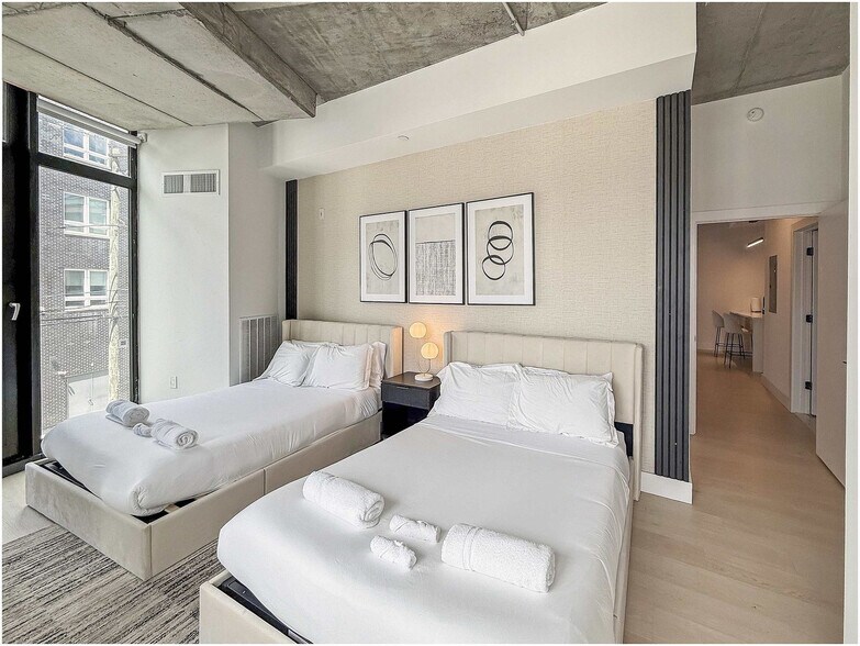 Building Photo - 1247 N 2nd St