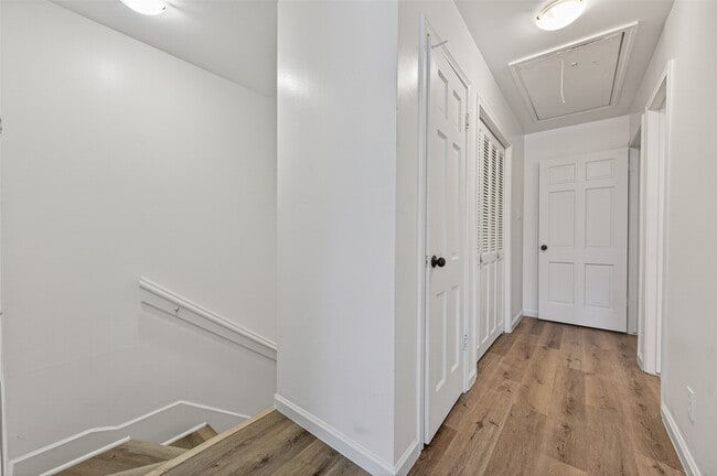 Building Photo - 5530 Holly St