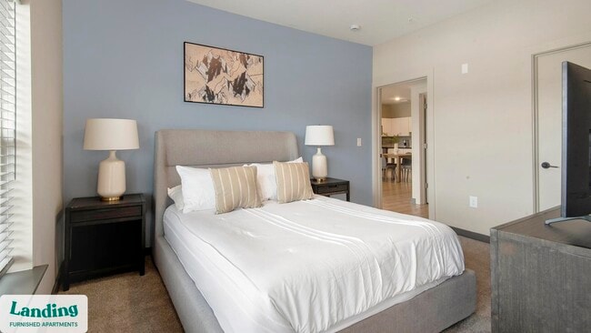 Building Photo - 645 N Front St