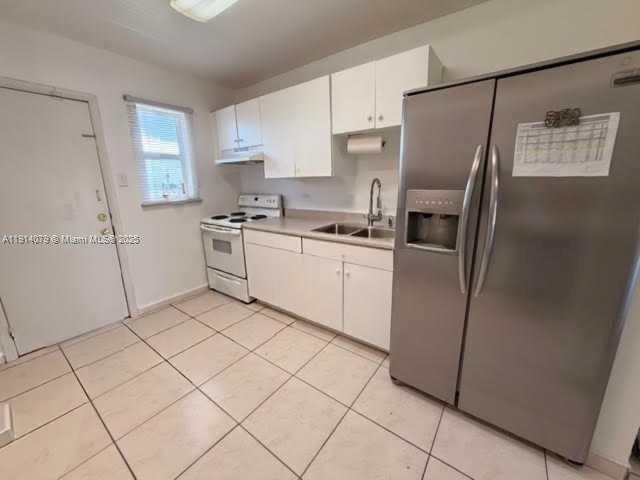 Building Photo - 1950 W 54th St