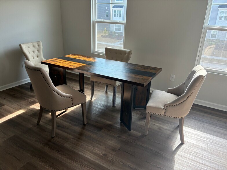 Building Photo - Room in Townhome on Poe Farm Ave