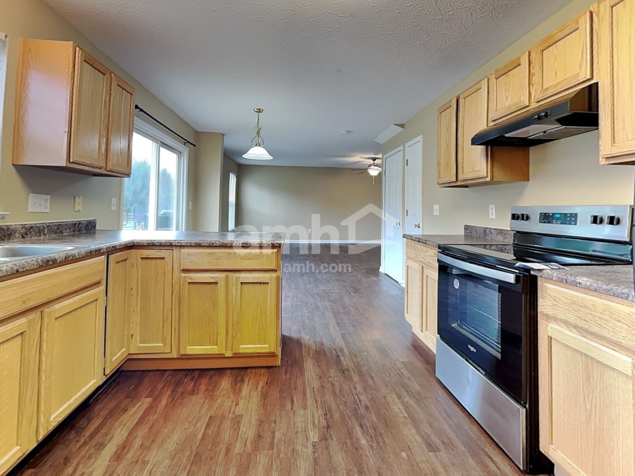 Building Photo - 15 Woodsong Ct