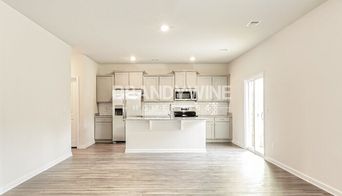 Building Photo - 741 Patmore Dr