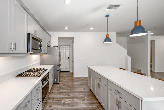 Building Photo - 17106 Zion Dr