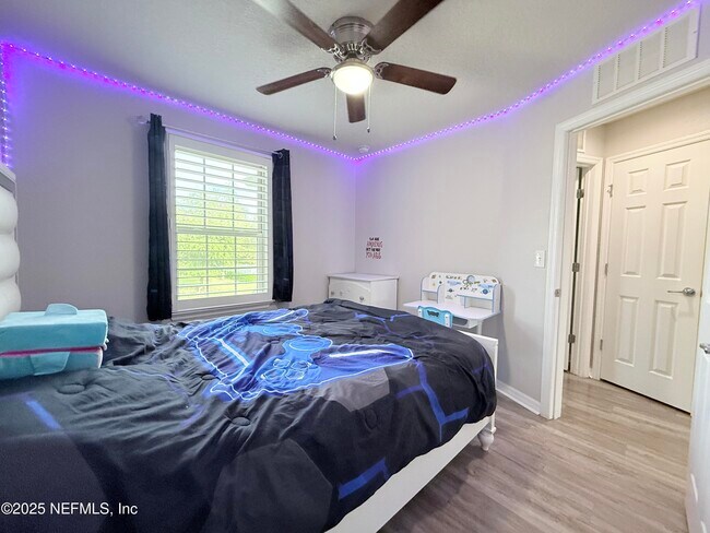 Building Photo - 14316 Dovewind Ct