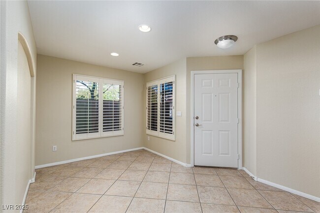 Building Photo - 7649 Lookout Hill St