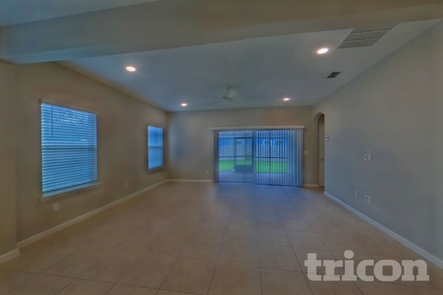 Building Photo - 10328 Pavnes Creek Dr