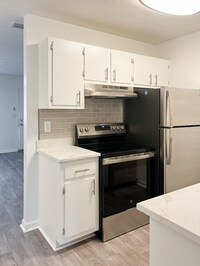 Building Photo - Park Avenue Villas