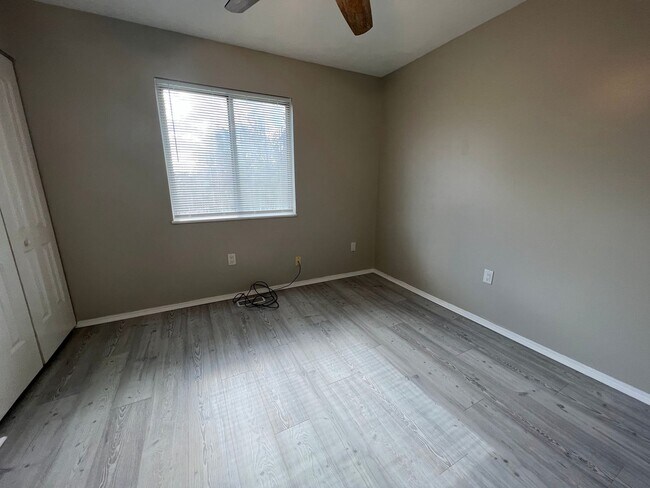 Building Photo - COR - 3535-3537 Golden Meadows