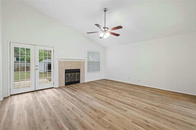 Building Photo - 605 Wild Briar Cv