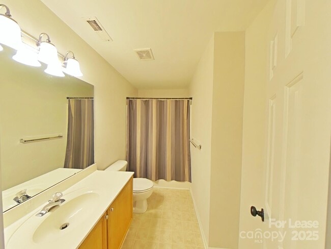 Building Photo - 5418 Franklin Springs Cir