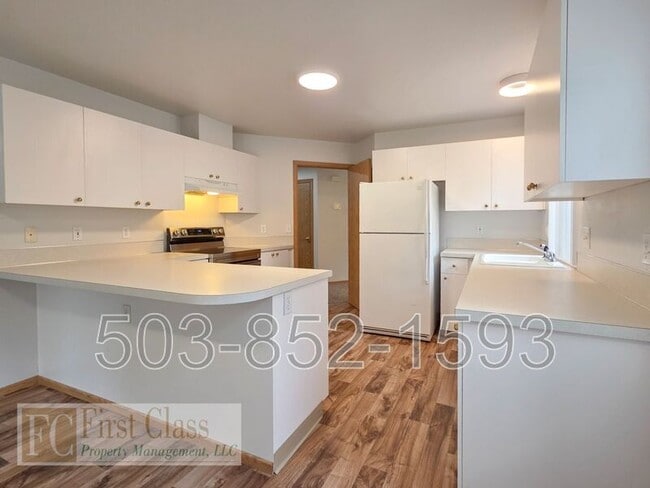 Building Photo - 20693 SW Lavender Ave