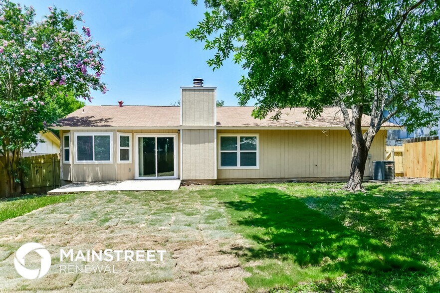 Building Photo - 9550 New World Dr