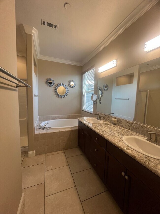 Building Photo - Two Story Home Move In Ready located in Avalon Gated Community!!!