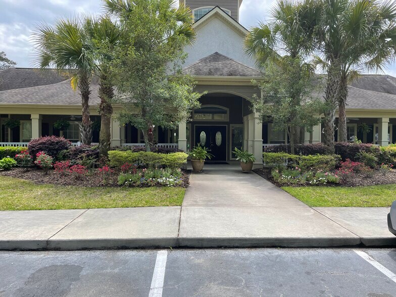 Clubhouse - 2208 Walden Park Dr