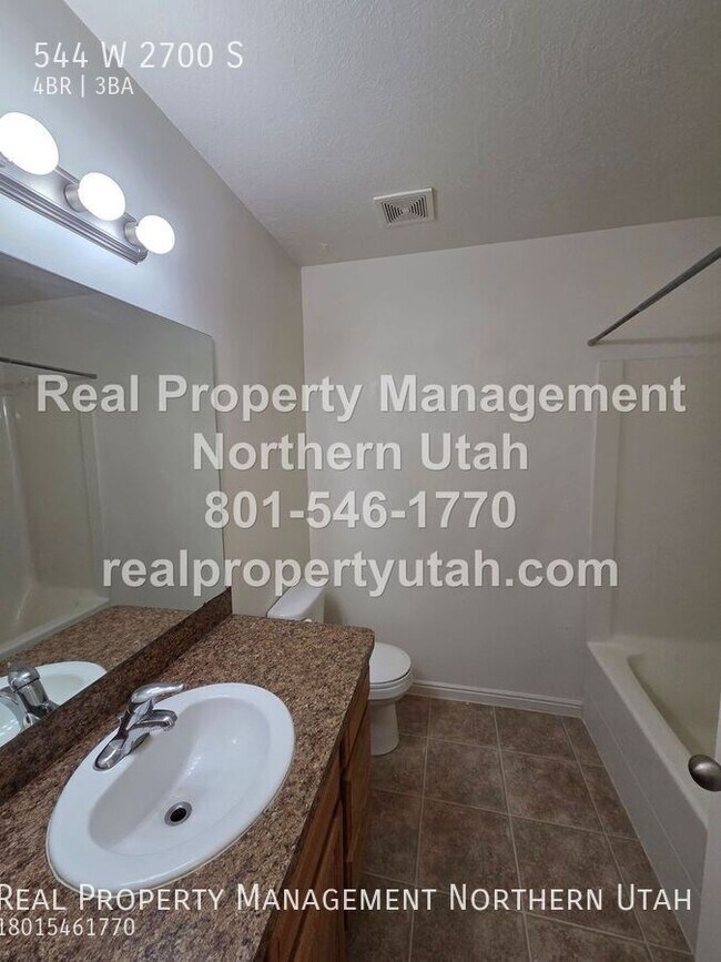 Building Photo - 544 W 2700 S