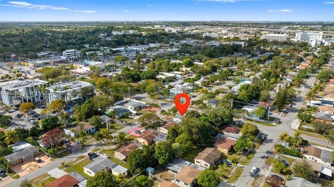 Building Photo - 201 NE 169th St