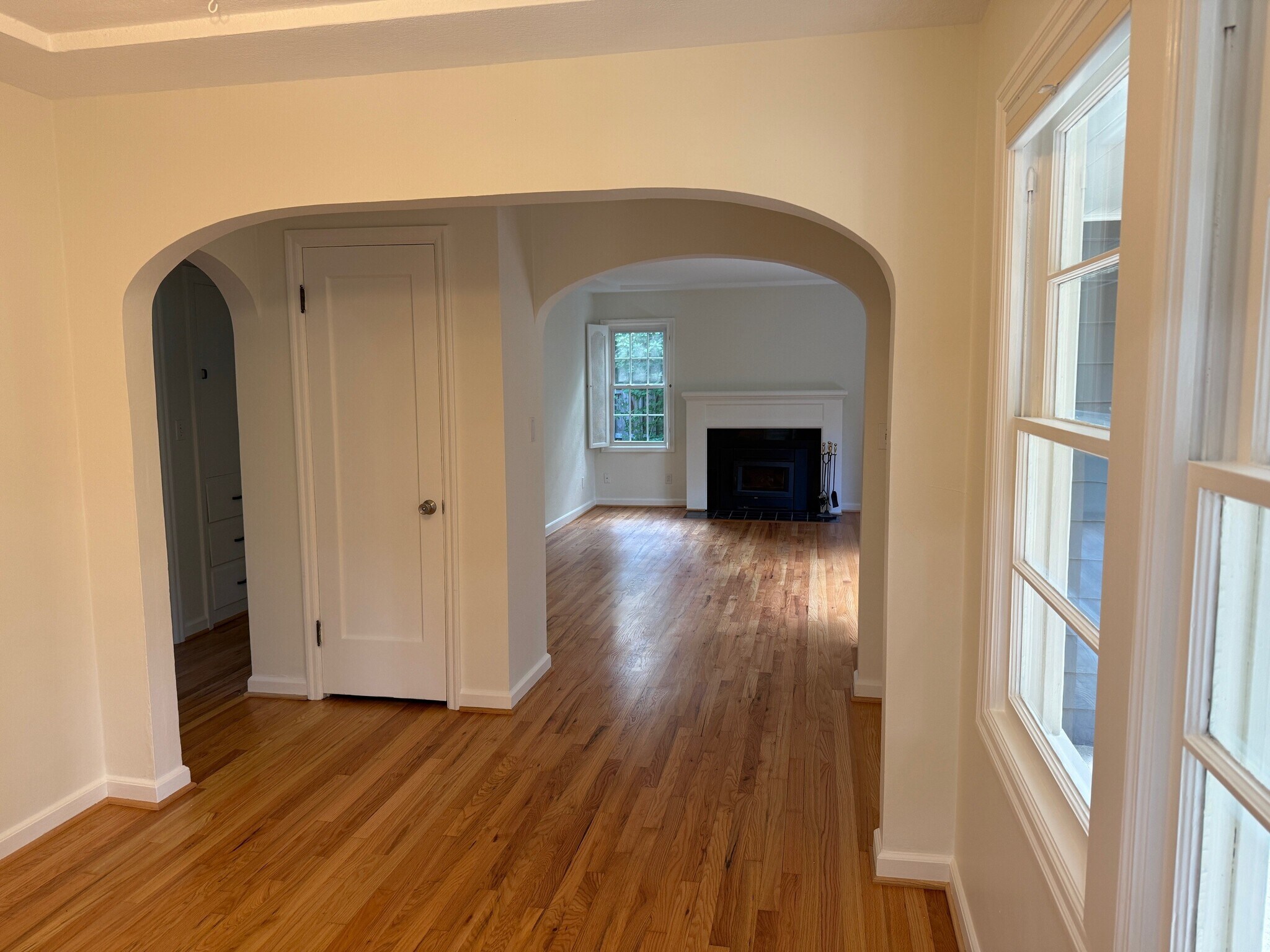 Entry Area - 8516 SW 58th Ave