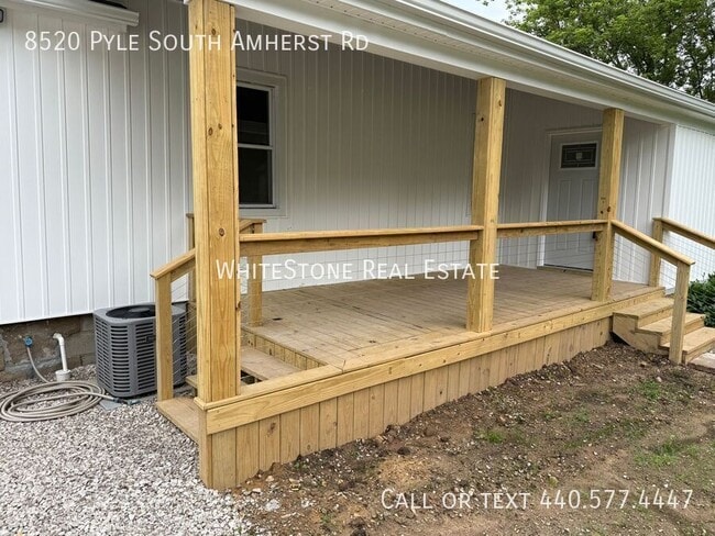 Building Photo - 8520 Pyle South Amherst Rd