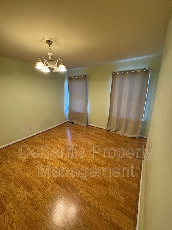 Building Photo - 6332 Phillips Ave