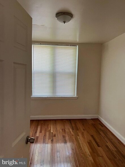 Building Photo - 101 Galveston Pl SW