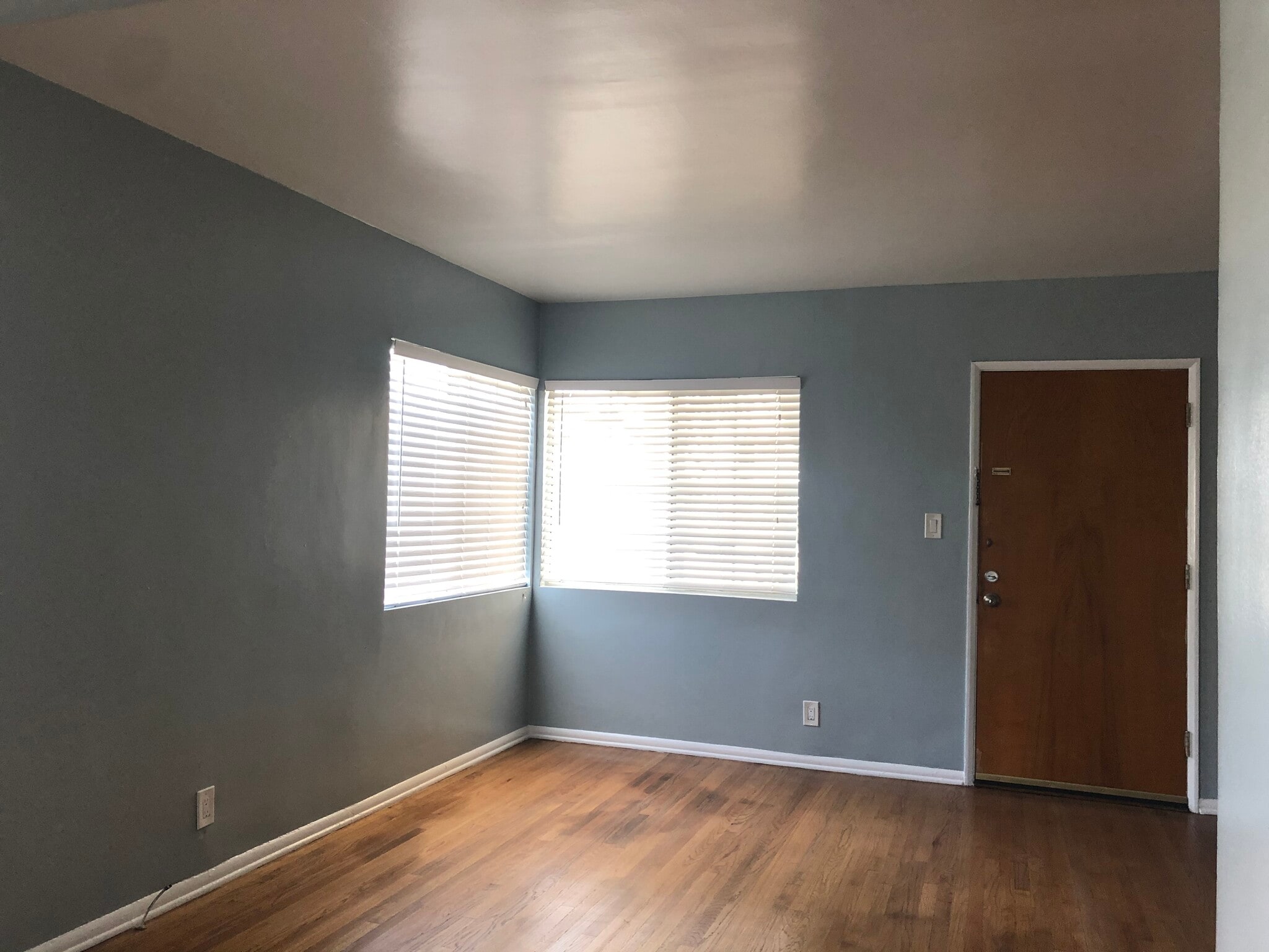 Living Room - 5727 S Corning Ave