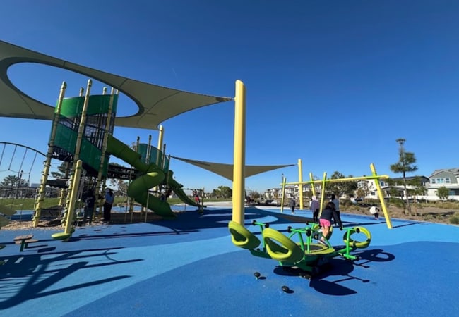 Building Photo - Spacious 4Bd 4Ba Tri-Level Home in Luna Park Community in Irvine