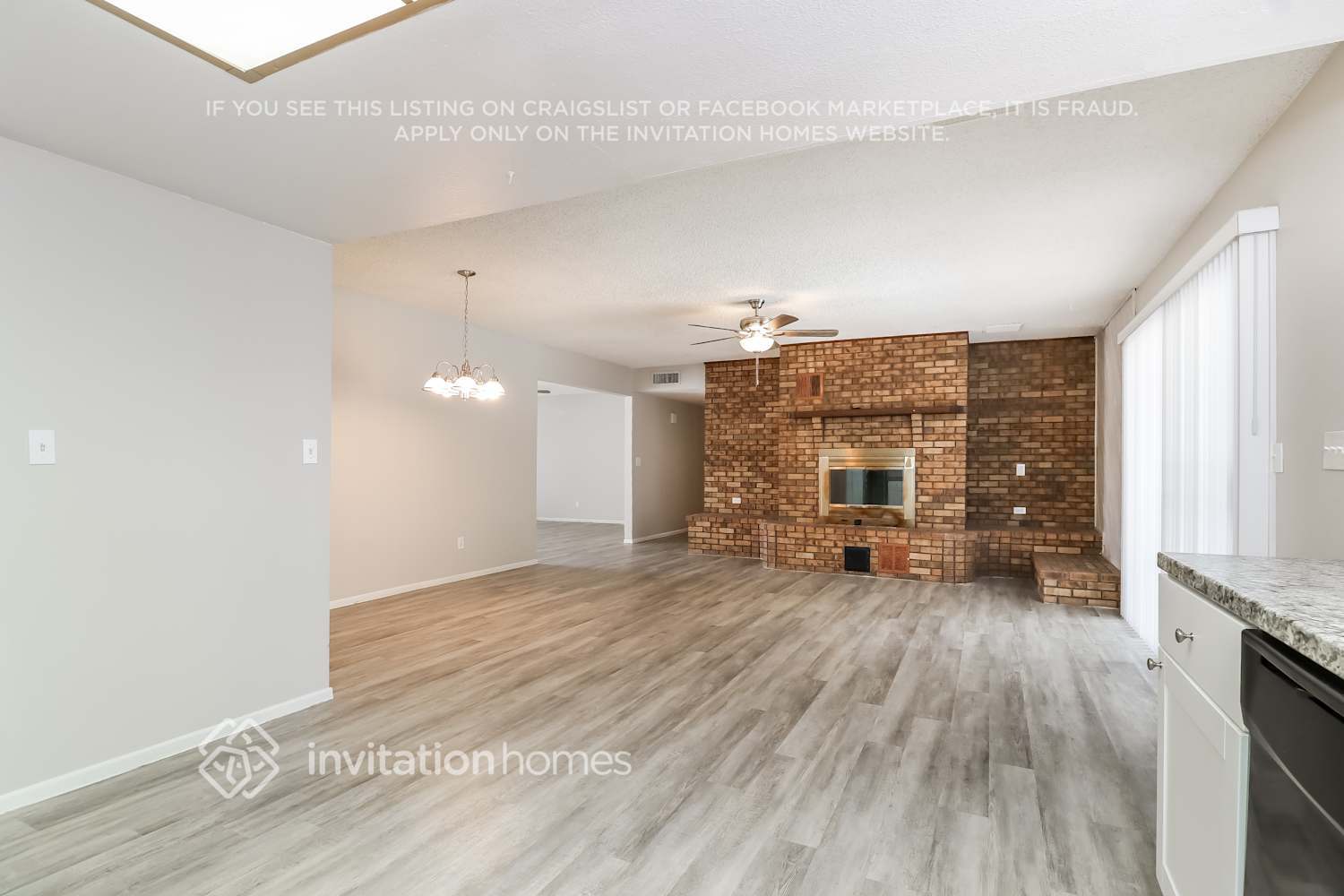 Building Photo - 5148 W Laurie Ln
